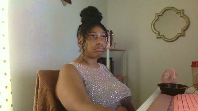 Madam_Glam live cam on Cam4