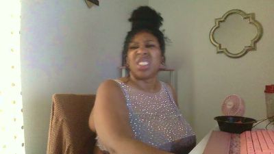 Madam_Glam live cam on Cam4