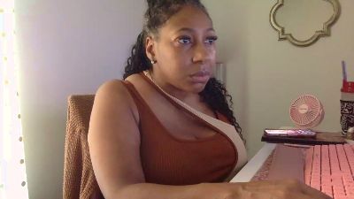 Madam_Glam live cam on Cam4