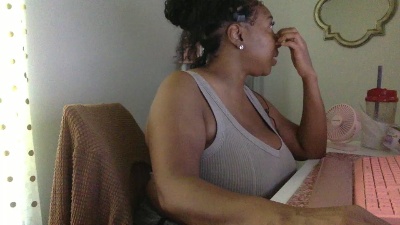 Madam_Glam live cam on Cam4