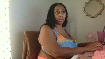 Madam_Glam live cam on Cam4