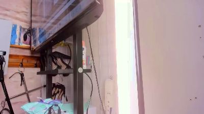 Madame_pain live cam on Cam4