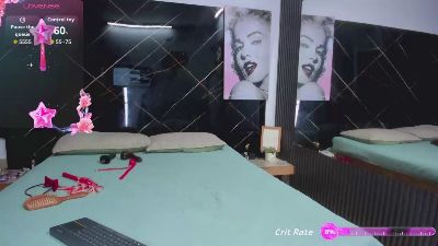 Maddy_Monster live cam on Cam4