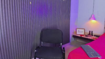 Maddy_Monster live cam on Cam4
