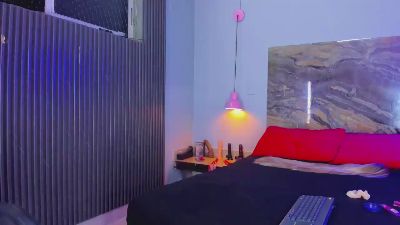 Maddy_Monster live cam on Cam4