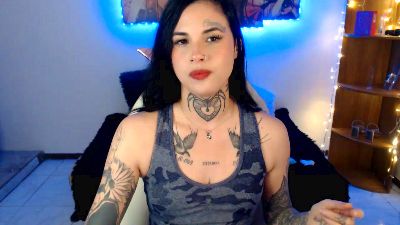 Maddy_Vicius19 live cam on Cam4