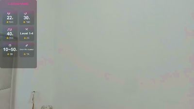 Maddy__18 live cam on Cam4