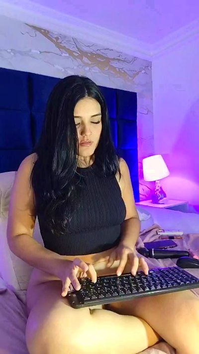 Maddysex_1 live cam on Cam4