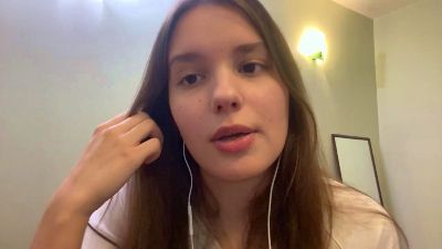 MadelinePinley live cam on Cam4