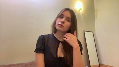 MadelinePinley live cam on Cam4