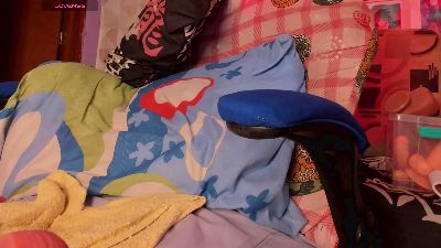 Madelinefoxxx30 live cam on Cam4