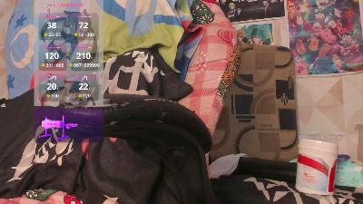 Madelinefoxxx30 live cam on Cam4