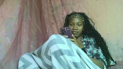 Madisha live cam on Cam4