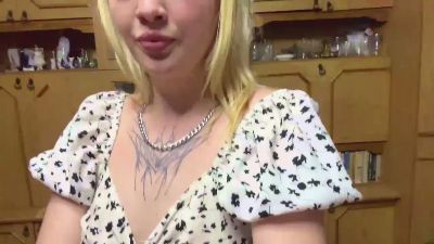 MadlynOkamoto live cam on Cam4