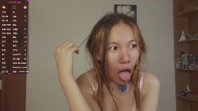 MadokaNeher live cam on Cam4