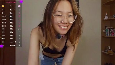 MadokaNeher live cam on Cam4