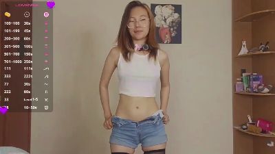 MadokaNeher live cam on Cam4