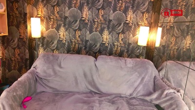 MadyMoan live cam on Cam4