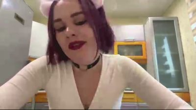 MaeganCua live cam on Cam4