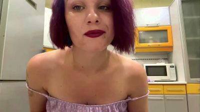 MaeganCua live cam on Cam4