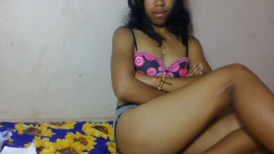 Maellesexy live cam on Cam4