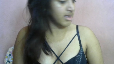 Maena7 live cam on Cam4