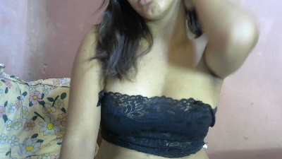 Maena7 live cam on Cam4