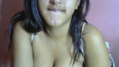 Maena7 live cam on Cam4