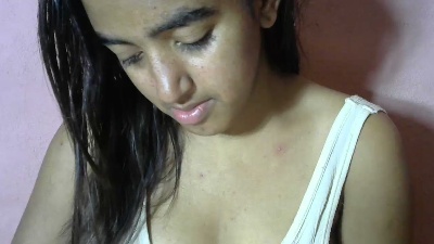 Maena7 live cam on Cam4