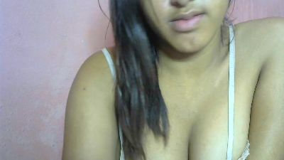 Maena7 live cam on Cam4