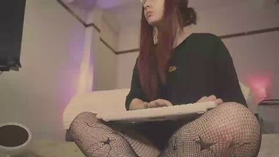 MaeveLith live cam on Cam4