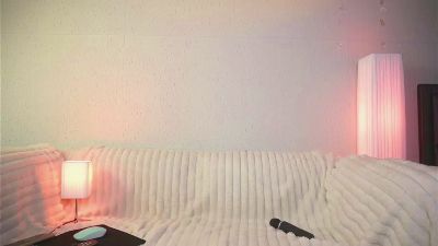 MaeveLith live cam on Cam4