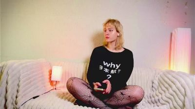 MaeveLith live cam on Cam4