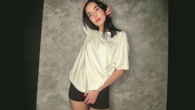 MagdaArton live cam on Cam4
