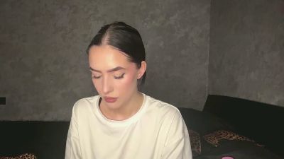 MagdaArton live cam on Cam4