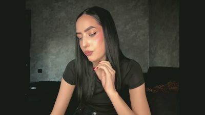 MagdaArton live cam on Cam4