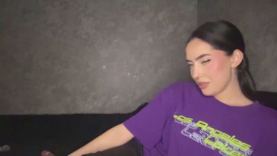 MagdaArton live cam on Cam4