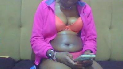 Magdah1 live cam on Cam4