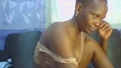 Magdah1 live cam on Cam4