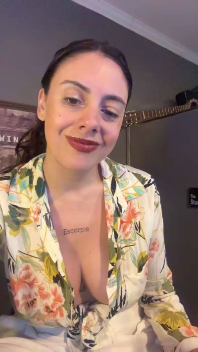 Magdalena live cam on Cam4