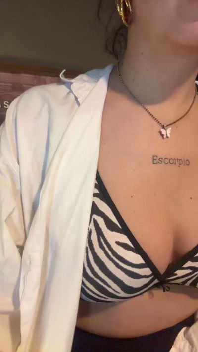Magdalena live cam on Cam4