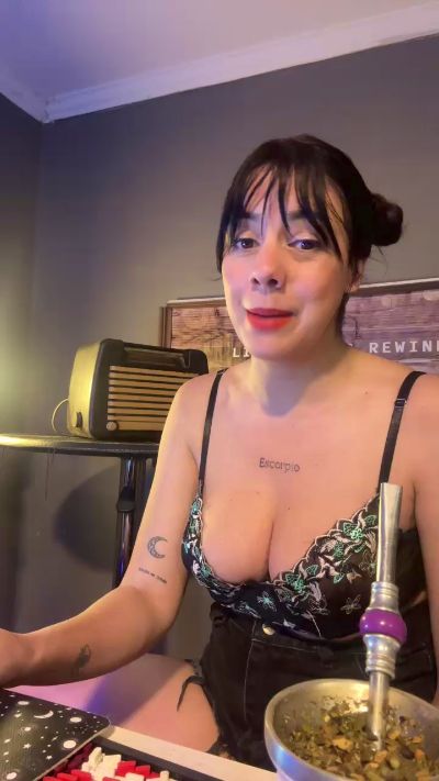 Magdalena live cam on Cam4