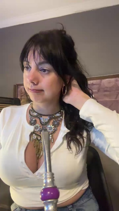 Magdalena live cam on Cam4