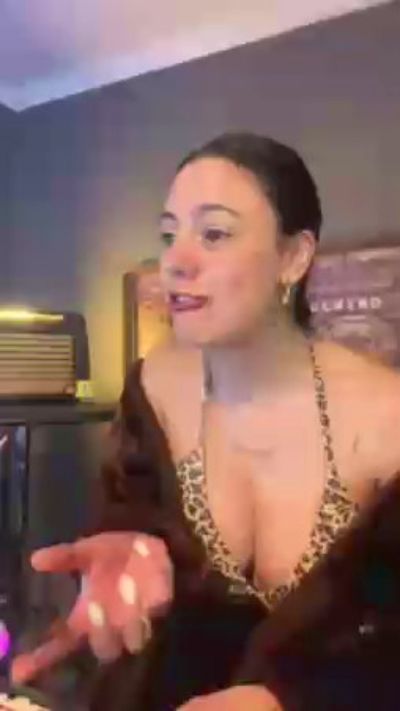 Magdalena live cam on Cam4