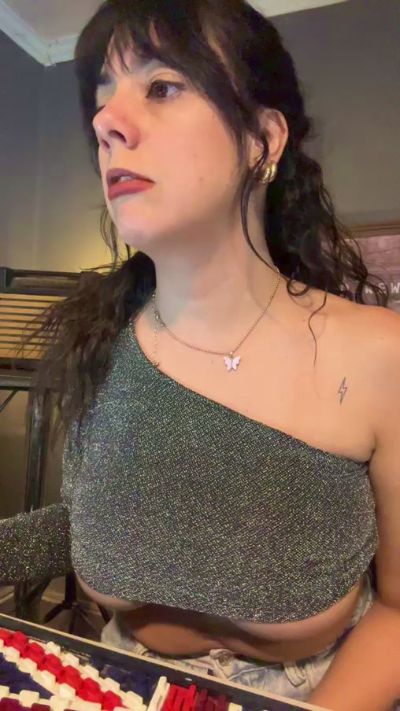 Magdalena live cam on Cam4