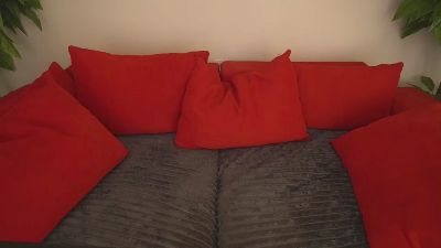 MagicPeachh live cam on Cam4
