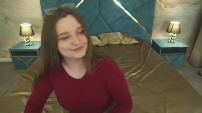 MagicPeachh live cam on Cam4