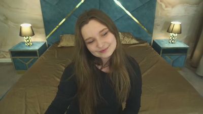 MagicPeachh live cam on Cam4