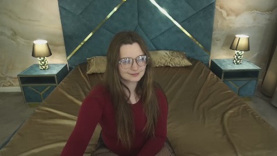 MagicPeachh live cam on Cam4