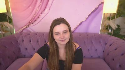 MagicPeachh live cam on Cam4